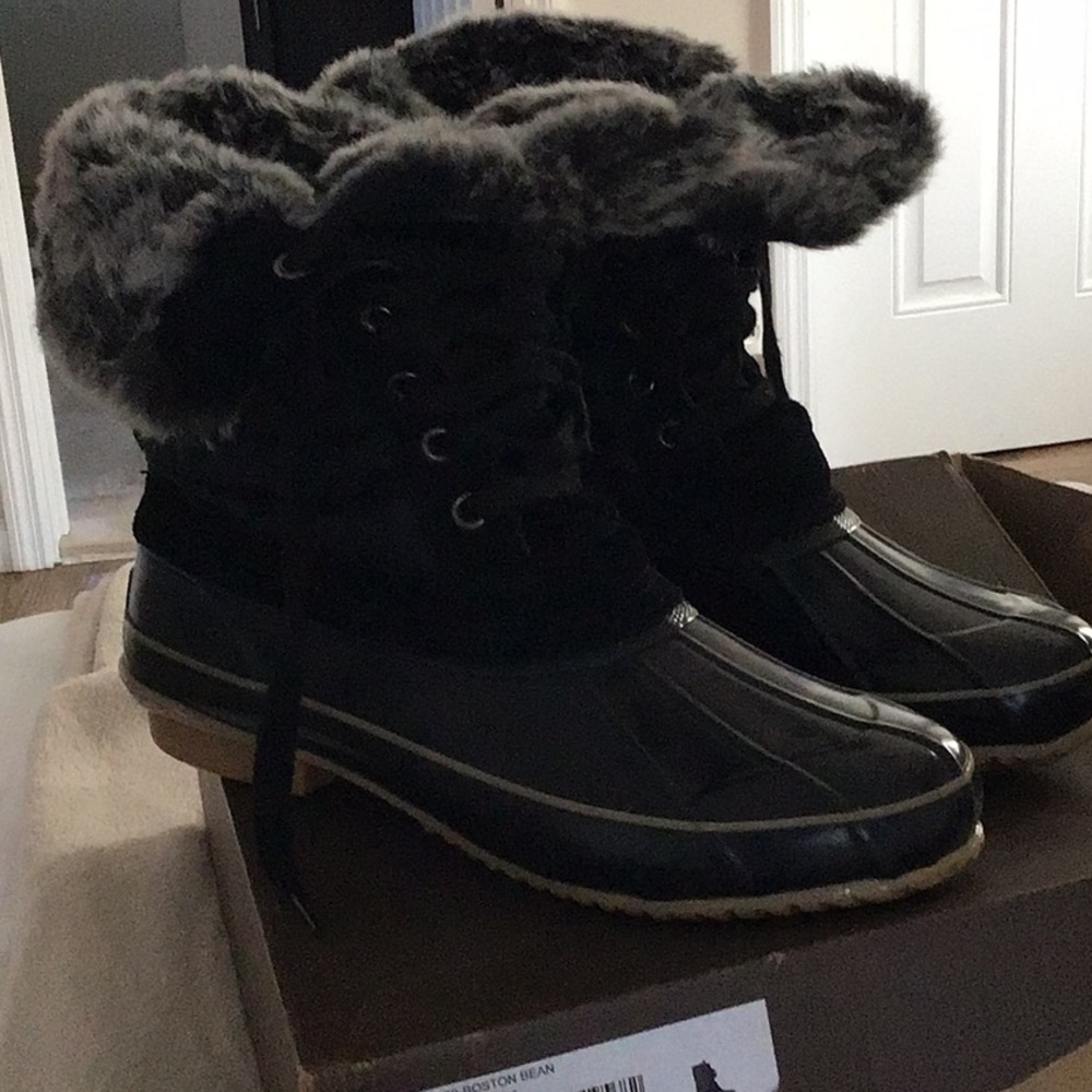 Khombu cold weather boots